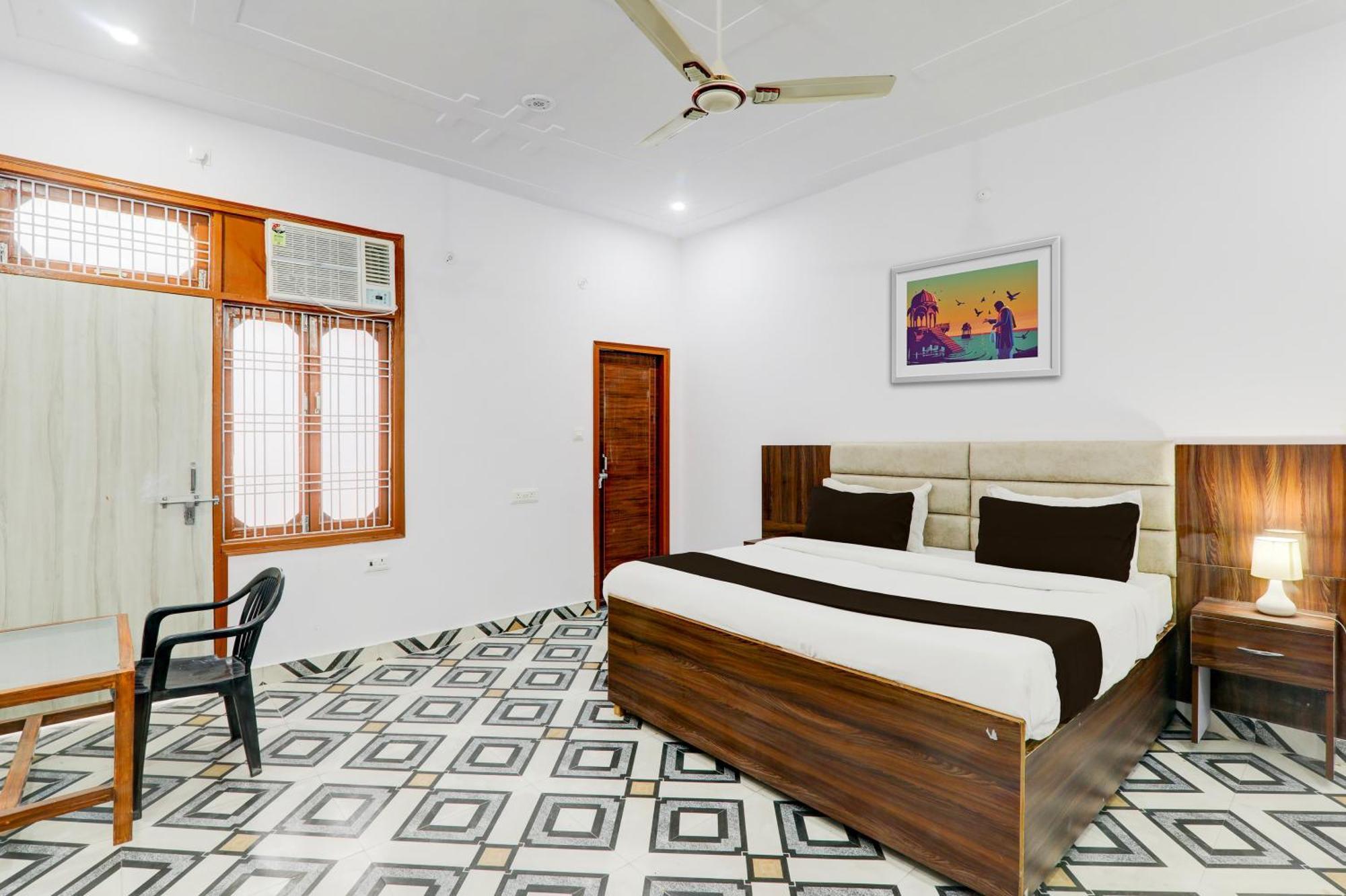 Hotel O White House Hasanganj Экстерьер фото